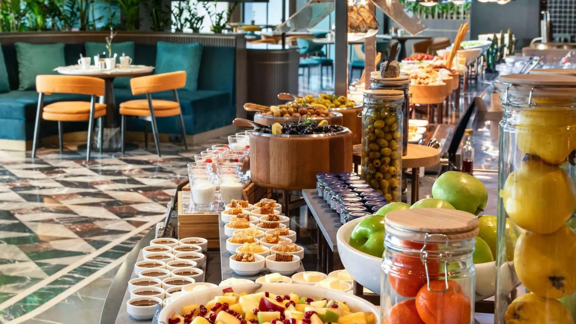 Moevenpick Hotel Istanbul Marmara Sea Turecko