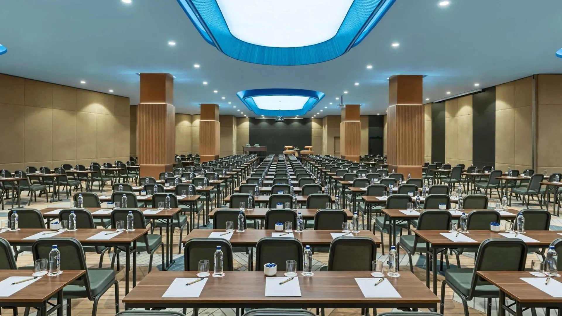 Moevenpick Hotel Istanbul Marmara Sea