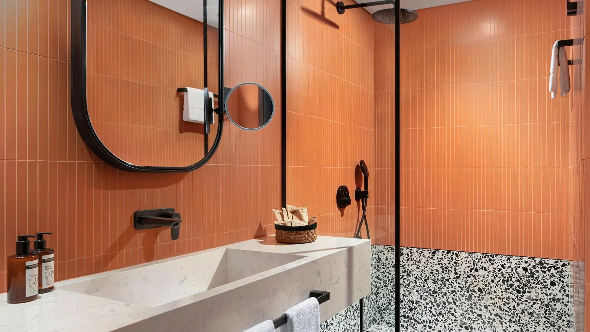 *****  Moevenpick Hotel Istanbul Marmara Sea Turecko